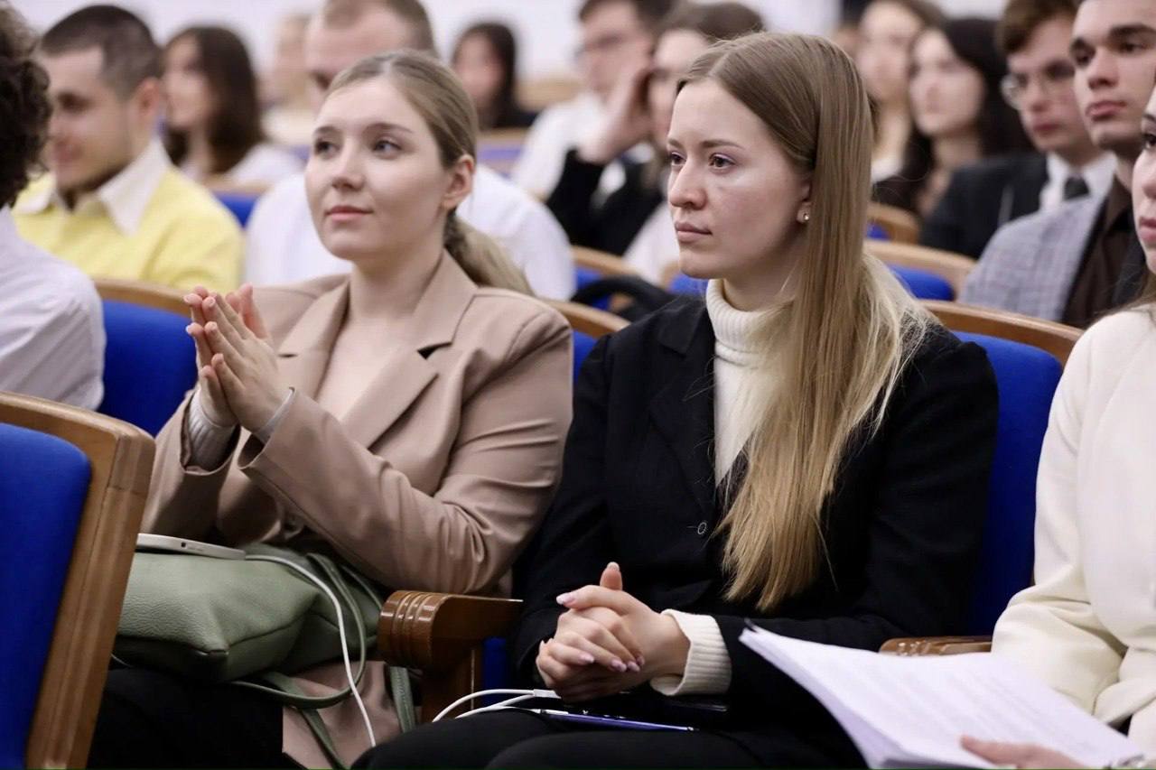 В Обнинске прошла XII студенческая научная конференция «Актуальные вопросы онкологии» в МРНЦ имен...