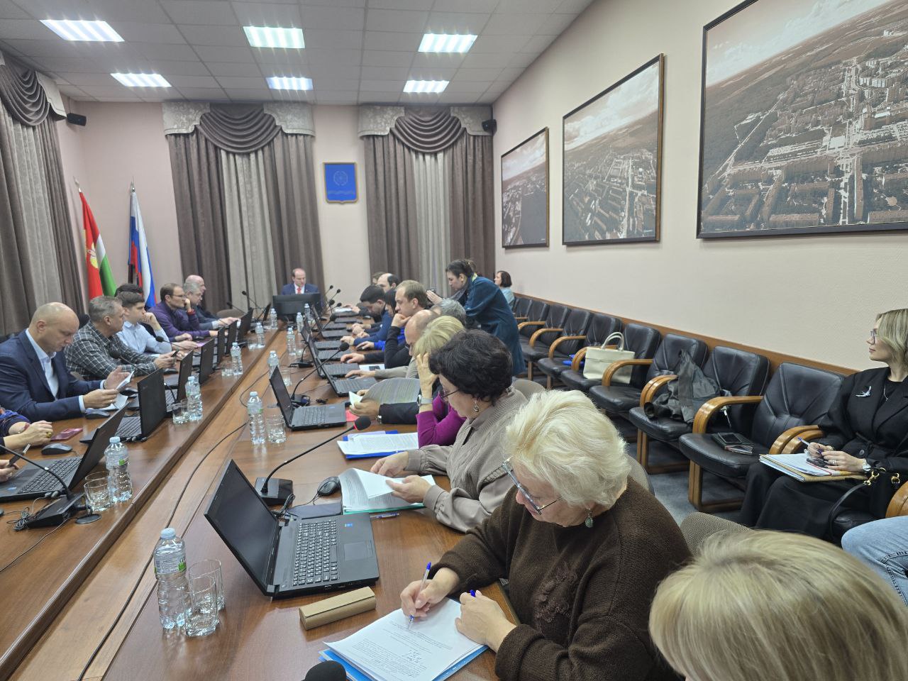 Обнинские ветераны ВОВ, отмечающие 90, 95 лет и дольше, получат по 3 тысячи рублей.

Депутаты счи...